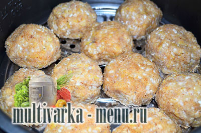 тефтели на пару в мультиварке Куриные тефтели на пару в мультиварке