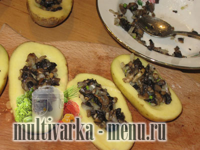 картошка запеченная в мультиварке картошка в мультиварке