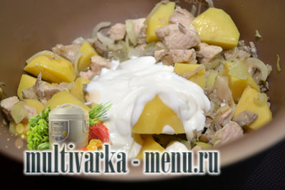\ картошка с грибами в мультиварке рецепт тушеная картошка в мультиварке