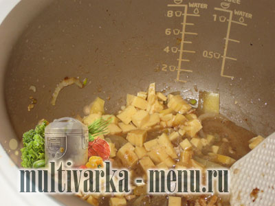 курица в соусе в мультиварке курица в мультиварке филипс