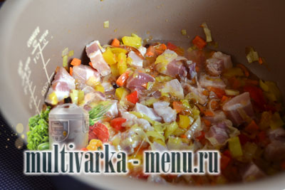 мясо в мультиварке свинина в мультиварке