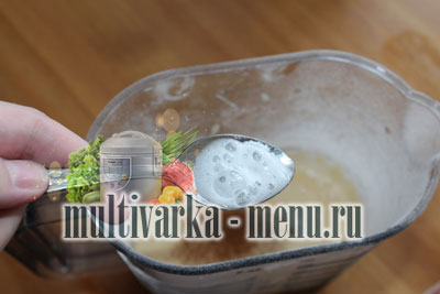 яблочный пирог в мультиварке шарлотка в умльтиварке фото рецепт