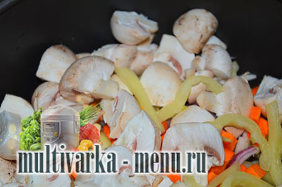 Суп с шампиньонами в мультиварке Суп с шампиньонами в мультиварке рецепт