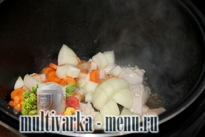 Тушеная капуста с куриной грудкой Тушеная капуста с куриной грудкой