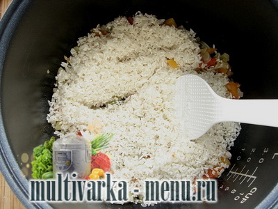Рис с овощами в мультиварке
