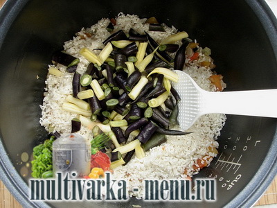 Рис с овощами в мультиварке