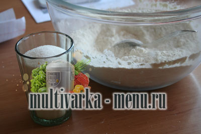 сдобные булочки в мультиварке приготовление выпечки в мультиварке