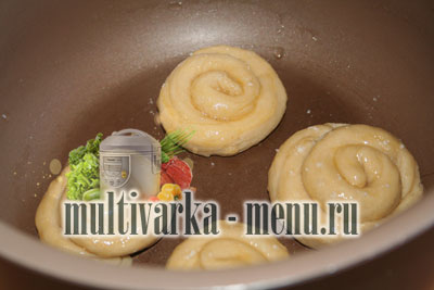 сдобные булочки в мультиварке приготовление выпечки в мультиварке