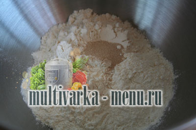 сдобные булочки в мультиварке выпечка в мультиварке