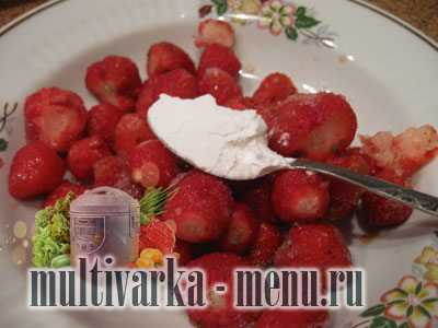 пирог с яблоками в мультиварке как в мультиварке приготовить пирог