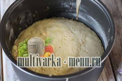 кекс на сметане в мультиварке простой кекс в мультиварке