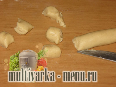 коврижка с вареньем выпечка в мультиварке