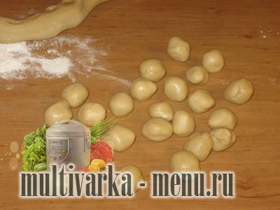 коврижка с вареньем выпечка в мультиварке