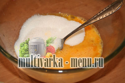 простой пирог в мультиварке как приготовить пирог в мультиварке