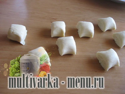 пирожки с яблоками в мультиварке выпечка в мультиварке с фото