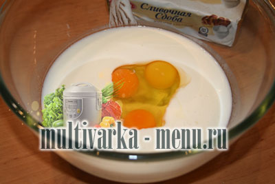 пирог на кефире в мультиварке простой пирог в мультиварке